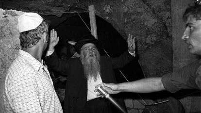 הרב גץ במהלך האירוע. | אליהו הרשקוביץ - זום 77