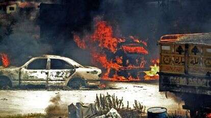 זירת פיצוץ המכלית בלבנון. | AFP