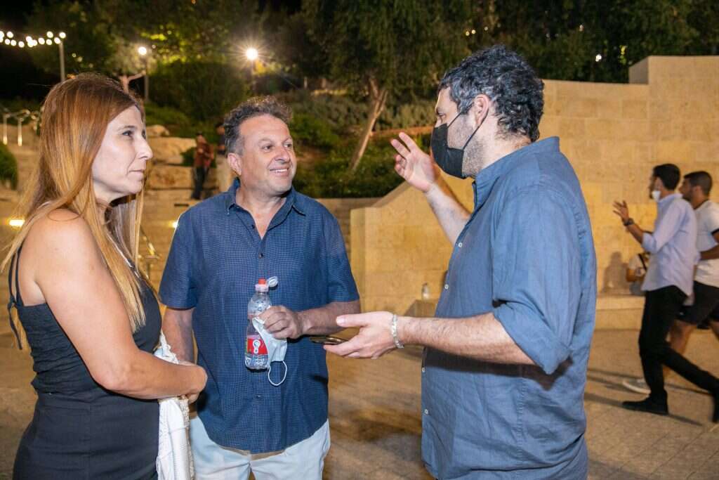 רינה ואהרון. | יוסי אלוני