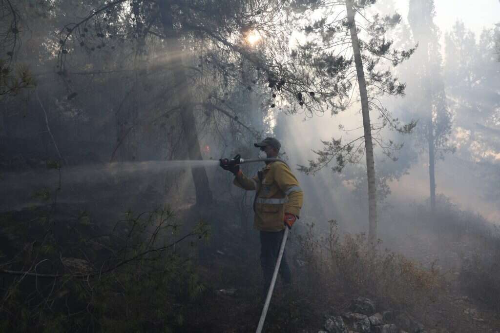 מאמצי הכיבוי סמוך לקיבוץ צובה. | EPA