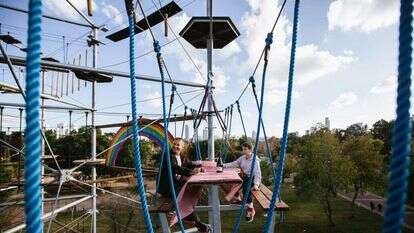 סקיי טאון. | אמיר טרקל