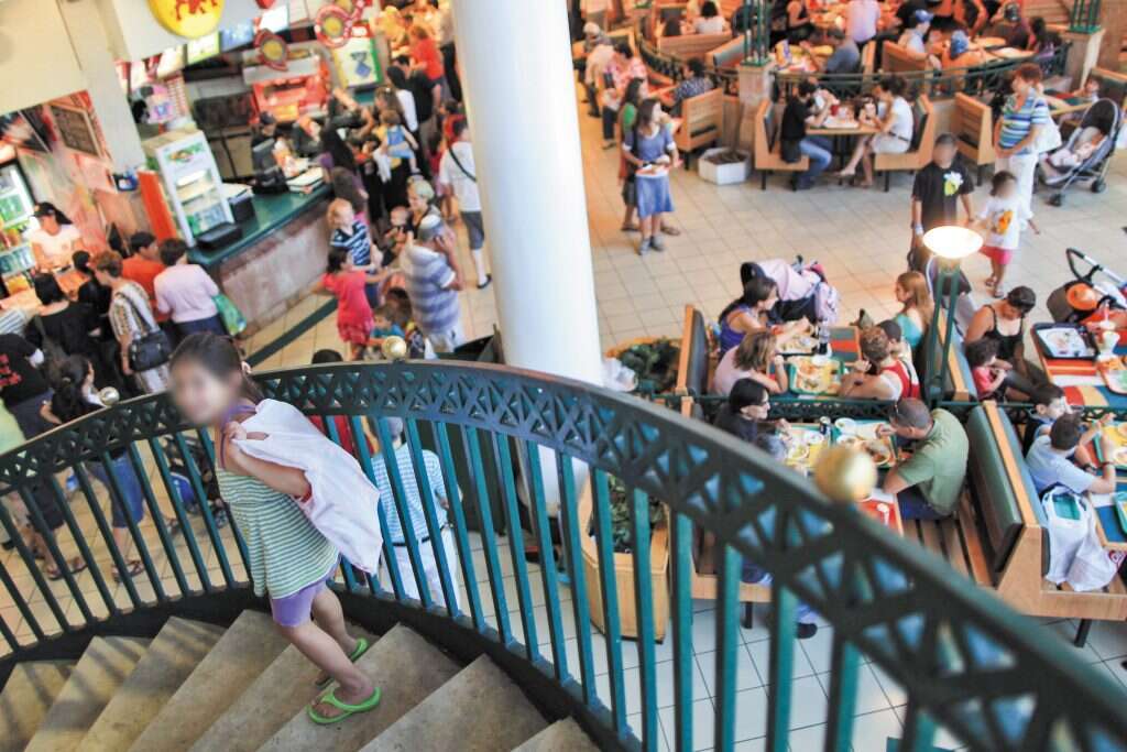 קווים אדומים גם באכילה בחוץ. אילוסטרציה. | נתי שוחט, פלאש 90