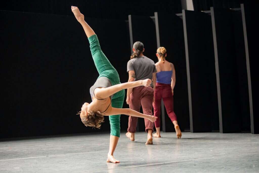 בת-שבע - דקהדאנס. | אסקף 10