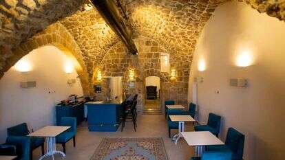 מלון עכותיקה. | אריק סולטן