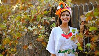 שמלה וכיסוי ראש: רייצ'ל מטפחות מעוצבות. | מיטל גרין חזות