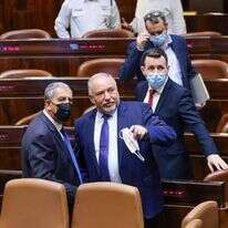 חברי הקואליציה בהצבעה על חוק ההסדרים, היום. | דוברות הכנסת, נועם מושקוביץ