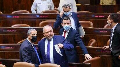 חברי הקואליציה בהצבעה על חוק ההסדרים, היום. | דוברות הכנסת, נועם מושקוביץ
