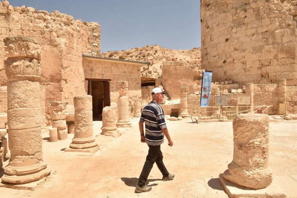 וילנאי בעתיקות ההרודיון | יוסי זליגר