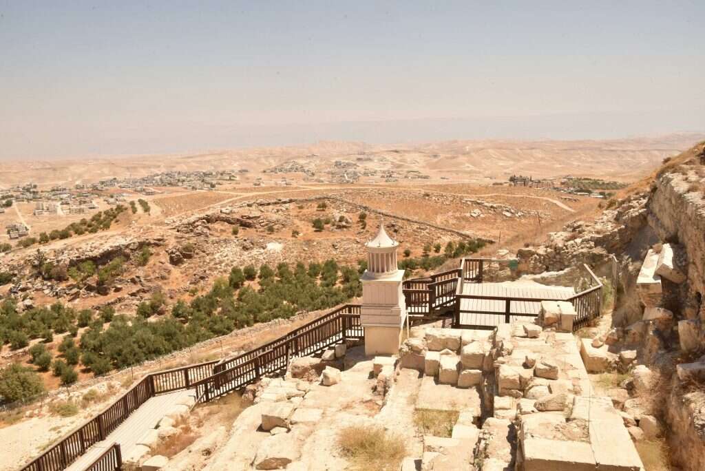 קבר הורדוס בהרודיון | יוסי זליגר