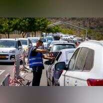 מתחם "היבדק וסע" בירושלים, אתמול. | אוליביה פיטוסיה פלאש 90