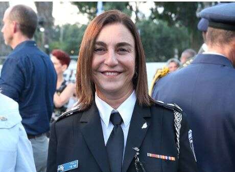 נציבת שב"ס קטי פרי. | קוקו