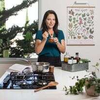 אפרת אנזל. | אבישג שאר ישוב