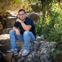 סטודנטים בשנה ראשונה אומרים לי לא פעם בפליאה: 'אבל זה טקסט דתי!'". | אריק סולטן