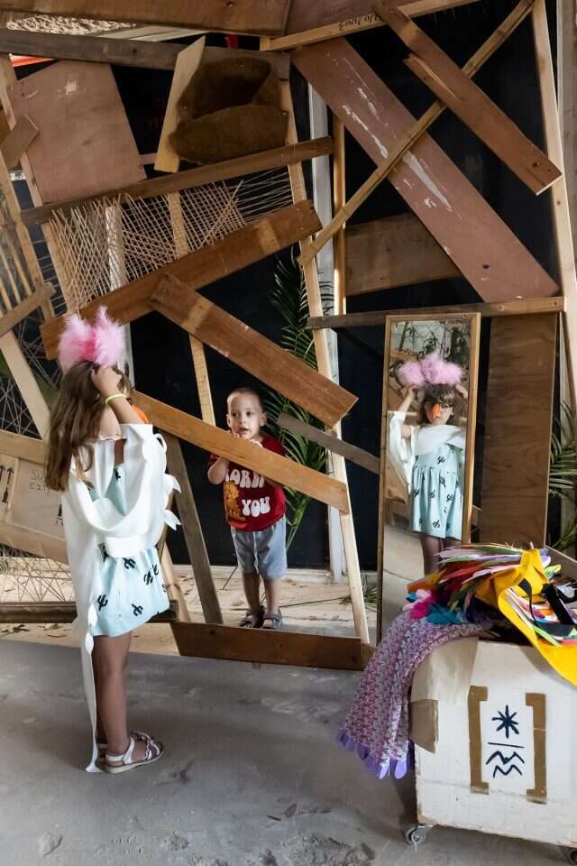 ציפורים במוזיאון ארצות המקרא. | עודד אנטמן