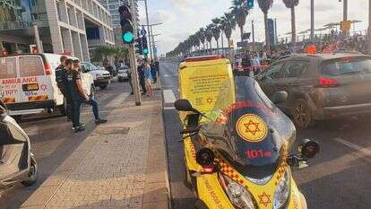 האירוע בתל אביב בטיילת הרברט סמואל. | דוברות מד"א האירוע בתל אביב בטיילת הרברט סמואל. | דוברות מד"א