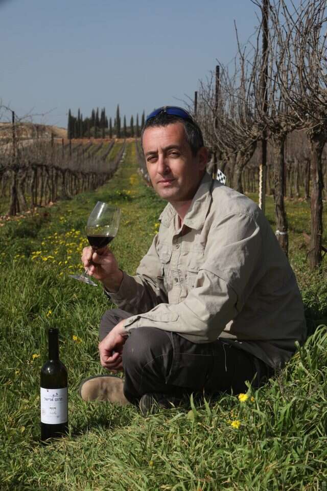 ד"ר ישי נצר. | מירי צחי