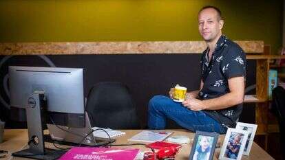 דני אור. | אריק סולטן