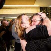 הודיה מונסגו בחזרתה לישראל. | שלו שלום/TPS