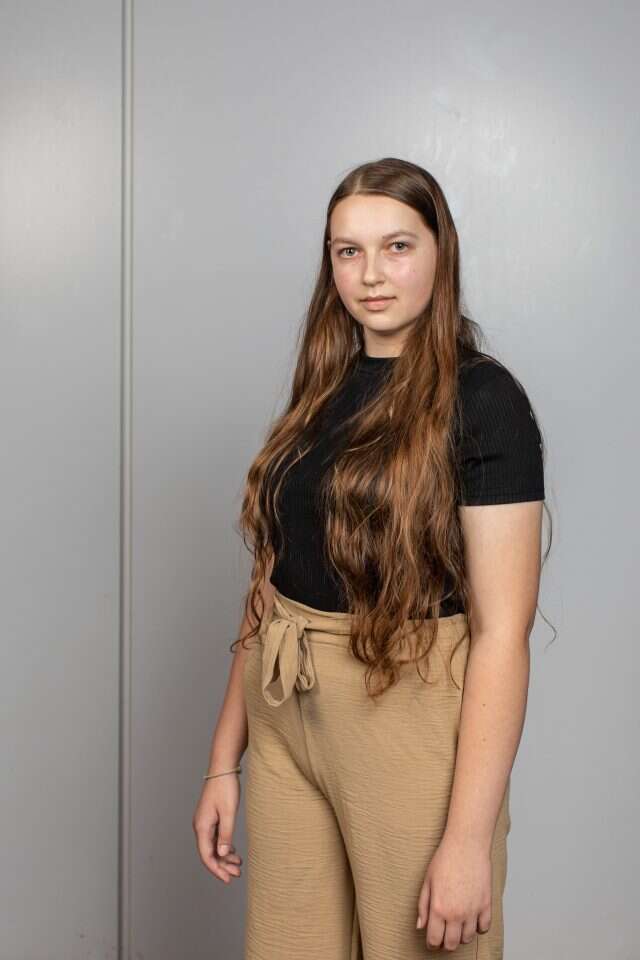 הנדל. | אבישג שאר ישוב