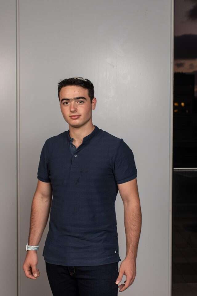 סילמן. | אבישג שאר ישוב