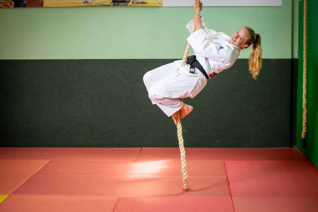 שירה ראשוני. | אריק סולטן שירה ראשוני. | אריק סולטן