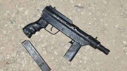 נשק מסוג קרלו. | דוברות מג"ב