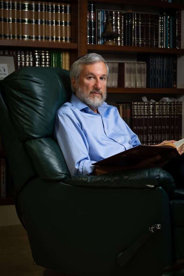 פרופ' משה קופל. | אריק סולטן