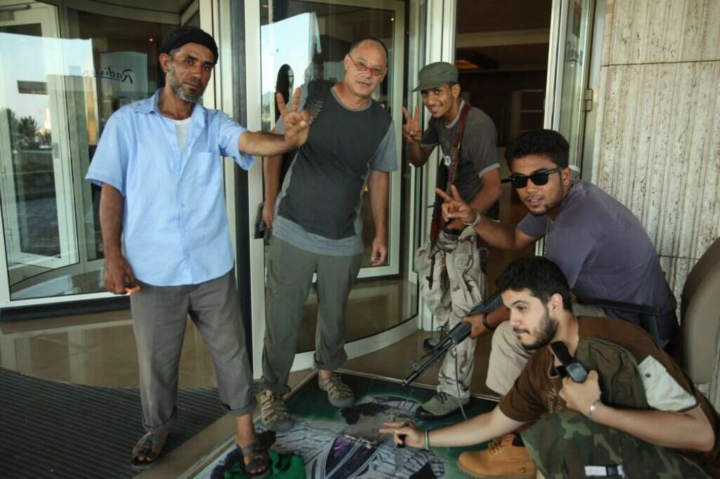 ראה סביבו אזרחים שמשוועים לשינוי והרבה מתים ברחובות. צור שיזף. | באדיבות המצולם