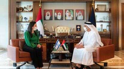 השרה שקד בביקורה באיחוד האמירויות