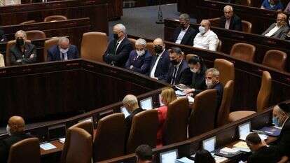 שולחן הממשלה במליאת הכנסת. | EPA