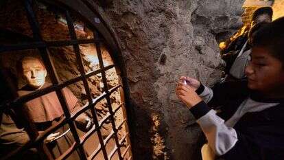 תחקיר שכלל ביקור במרתפי העינויים. מוזיאון האינקוויזיציה בלימה, פרו | גטי אימג'ס