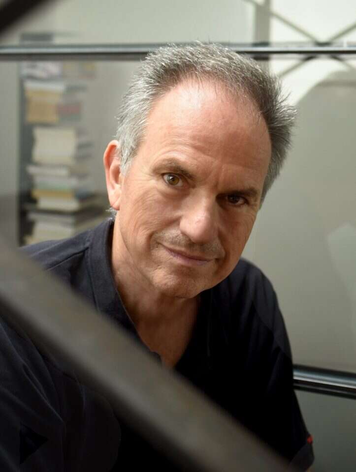 דייק לי את הכול. אבי נשר. | איריס נשר