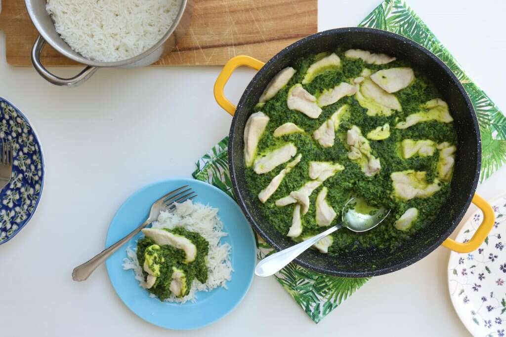 קארי חזה עוף ותרד. | אפרת ליכטנשטט