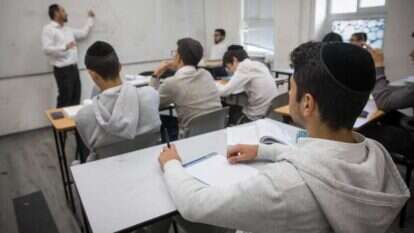 יונתן זינדל, פלאש 90