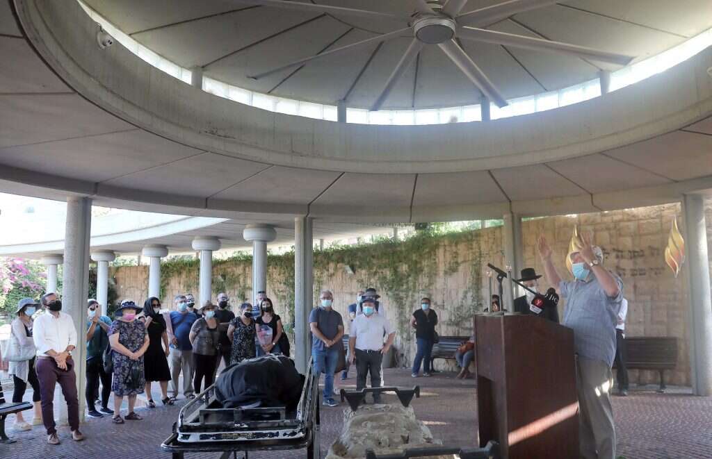 "לא רציתי שהאירוע יהפוך לקרקס פוליטי". הלווייתה של נודל ב־ 14 בספטמבר. | גדעון מרקוביץ