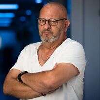 ד"ר יגאל לב, | שריה דיאמנט