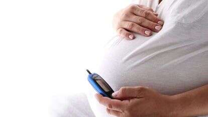 בדיקה לגילוי סוכרת הריון. | שאטרסטוק