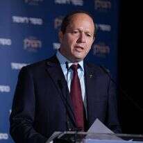 ניר ברקת בוועידת הגולן, היום. | אנצ'ו גוש - ג'יני