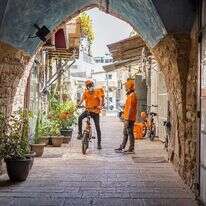 שליחי תן ביס. | אורי מגנוס