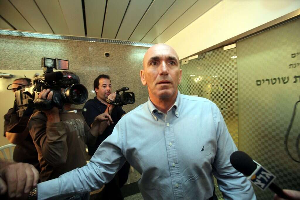 ניצב בדימוס אורי בר-לב. | יוסי זמיר