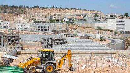 בנייה ביהודה ושומרון. | אבישג שאר ישוב