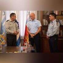 הרמטכ"ל כוכבי עם מפקד חיל האוויר הגרמני ועמיקם נורקין, מפקד חיל האוויר הישראלי. קרדיט: דובר צה"ל