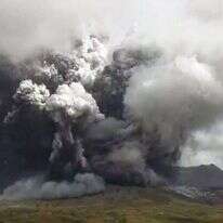 התפרצות הר האסו ביפן. | EPA