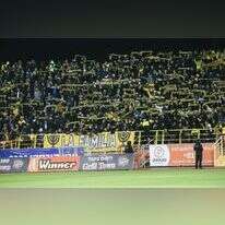 אוהדי בית"ר ירושלים מ"לה פמיליה" במשחק. | דני מרון