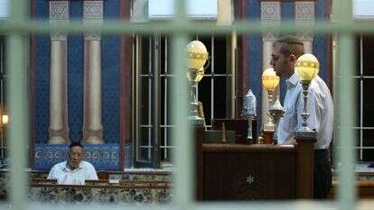 סליחות בבית הכנסת "עדס" בירושלים. | מרים צחי