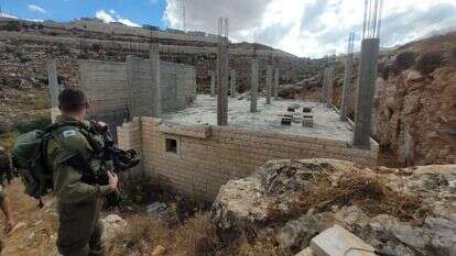 בנייה בלתי חוקית סמוך לאפרת. | מועצה מקומית אפרת