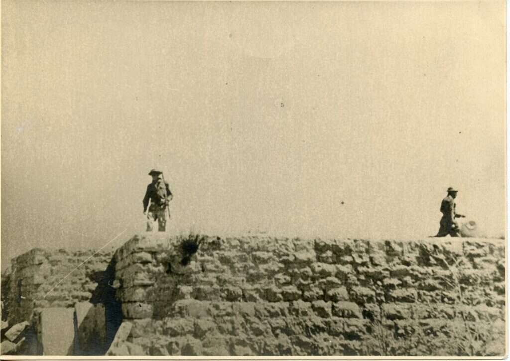 דיר־יאסין. | באדיבות ארכיון מכון ז'בוטינסקי בישראל דיר־יאסין. | באדיבות ארכיון מכון ז'בוטינסקי בישראל