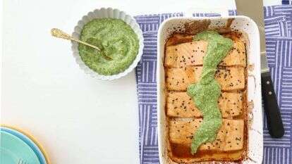 סלמון עם צ׳אטני גויאבה. | אפרת ליכטנשטט סלמון עם צ׳אטני גויאבה. | אפרת ליכטנשטט