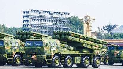 תצוגת טילים המסוגלים לשאת ראש חץ גרעיני, בייג'ינג, 2019. | רויטרס