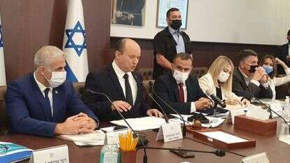 ראש הממשלה בנט בישיבת הממשלה, היום